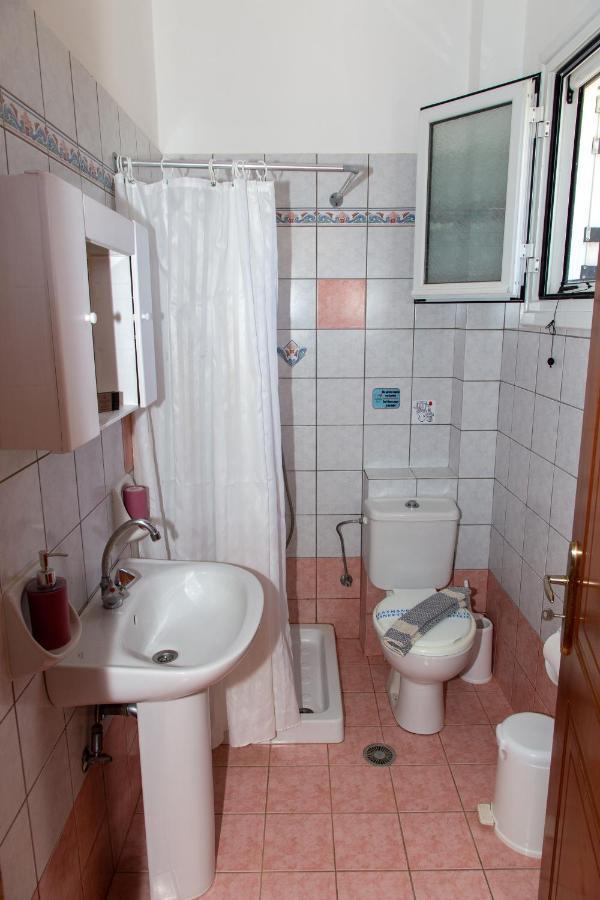 Vitoratos Studios Lixouri Exteriör bild